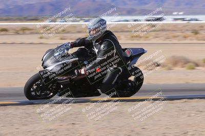 media/Dec-10-2023-SoCal Trackdays (Sun) [[0ce70f5433]]/Turn 9 Inside Set 2 (1115am)/